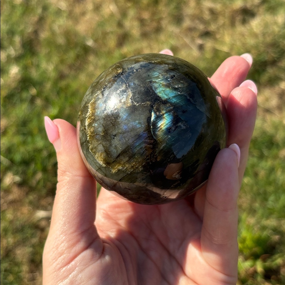 Flashy Labradorite Sphere